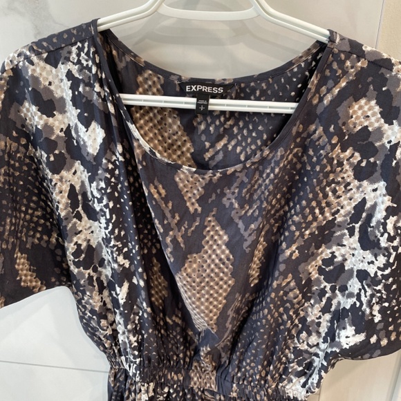 Express elastic waist dress - Picture 2 of 3